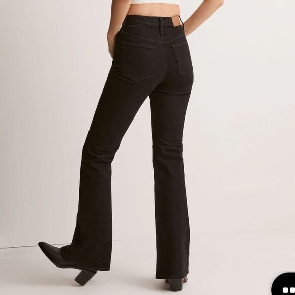 Madewell The Perfect Vintage Flare Jean in Sherborn Wash Black Denim - Picture 2 of 7
